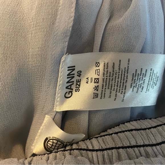 Ganni Smocked Floral Skirt Size 40 - Picture 5 of 5